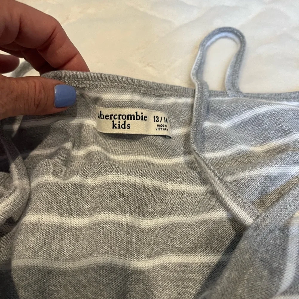 Girls Terry Romper Gray & White Abercrombie & Fitch Size 13/14 NWOT